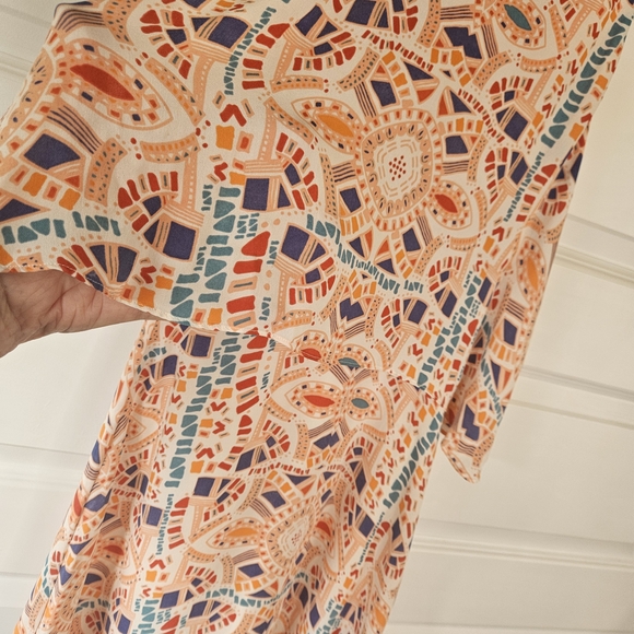 Dolce Vita 100% Silk Open Back Mini Dress - Small - Aztec Tribal Print - Picture 3 of 7